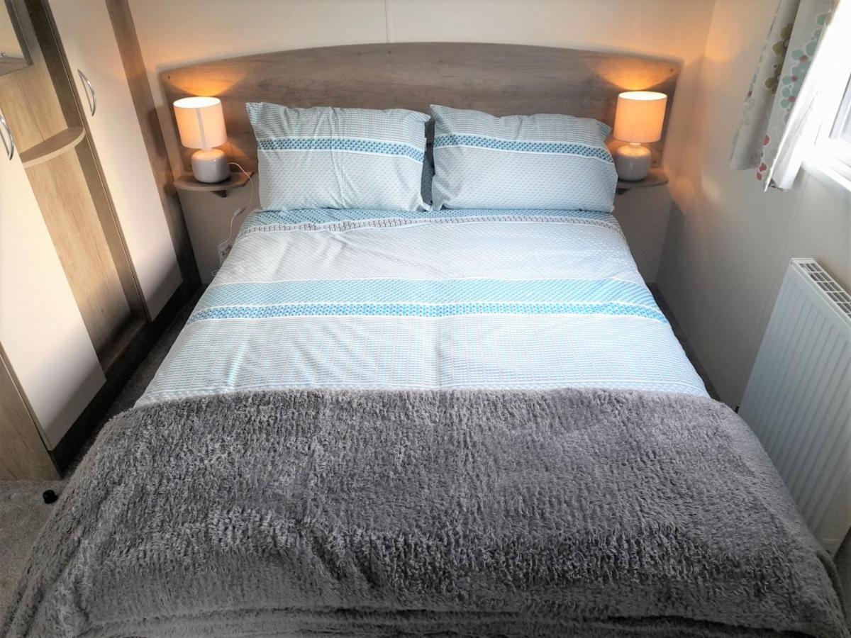 3 Bedroom Modern Caravan Sleeps Up To 8 Millom Exterior foto