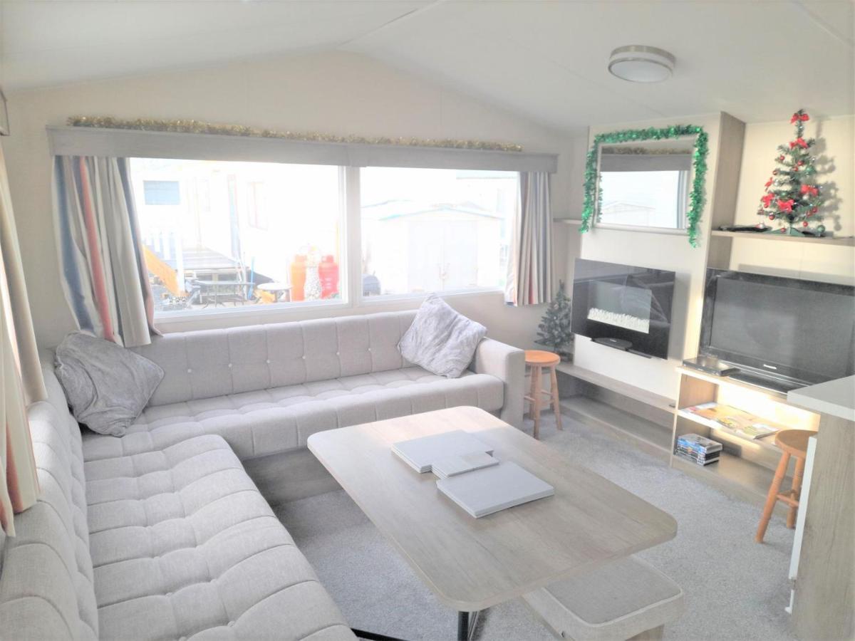 3 Bedroom Modern Caravan Sleeps Up To 8 Millom Exterior foto