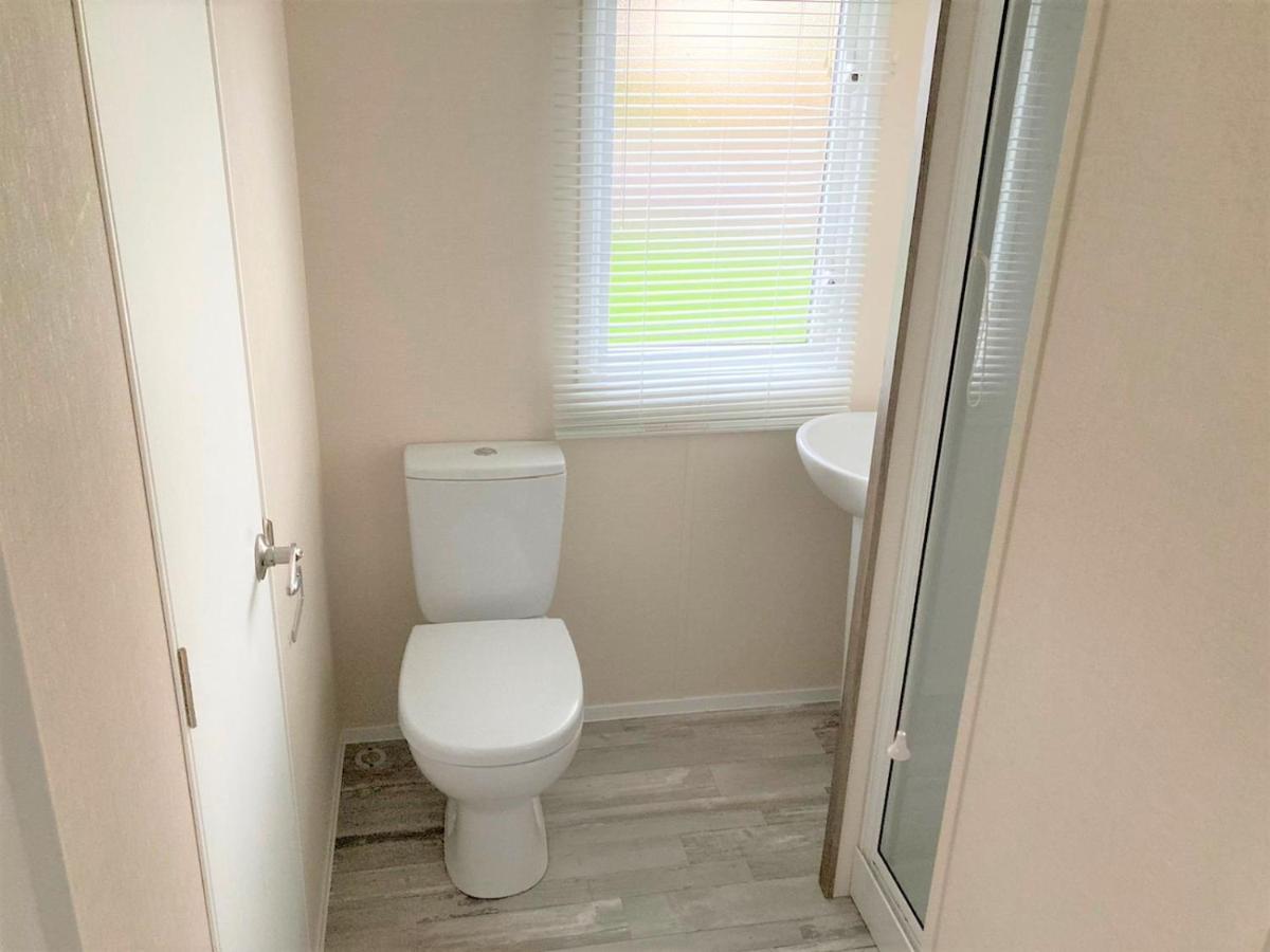 3 Bedroom Modern Caravan Sleeps Up To 8 Millom Exterior foto