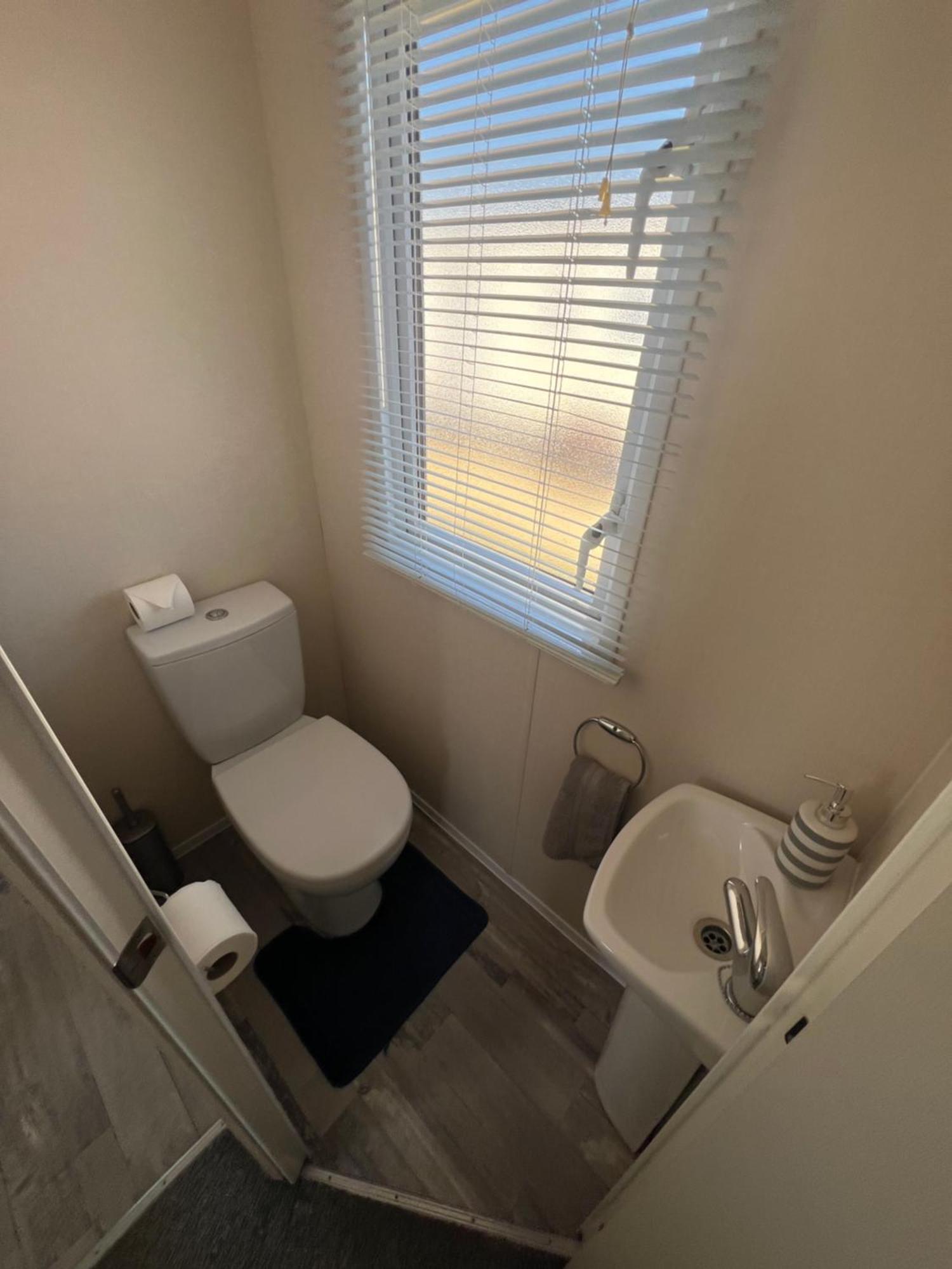3 Bedroom Modern Caravan Sleeps Up To 8 Millom Exterior foto